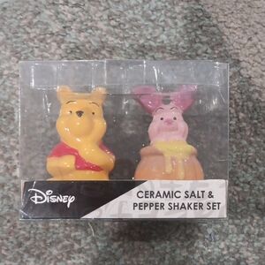 Disney Yellow and Pink Ceramic Shaker Set